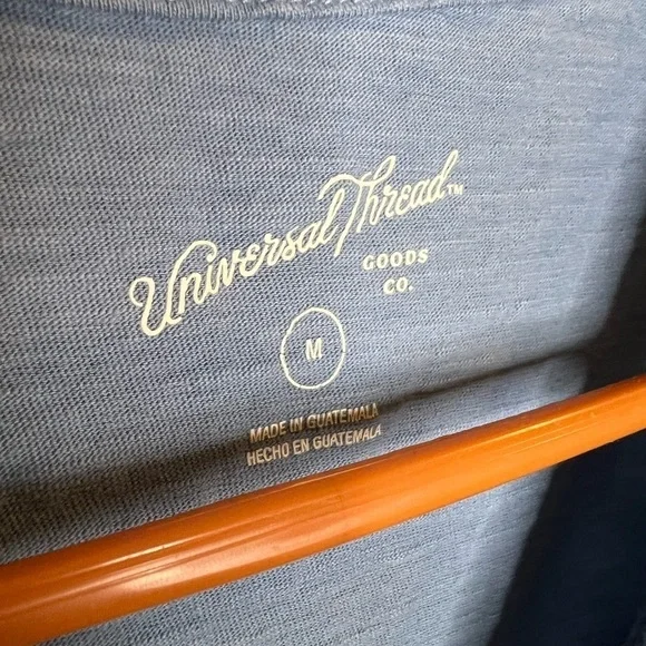 BAG159. Universal Thread Blue Heathered Short Sleeve 100% Cotton Tee M - Picture 4 of 5